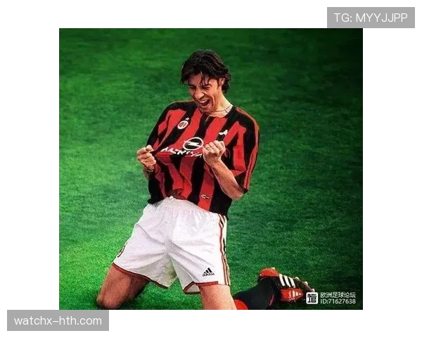 菲戈传中技术重现绿茵场，赋能新一代足球新星加速成长