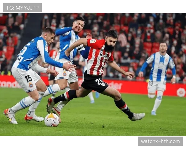 毕巴逼抢体系引领新潮流，球队战术变革带来表现稳健的赛季佳绩