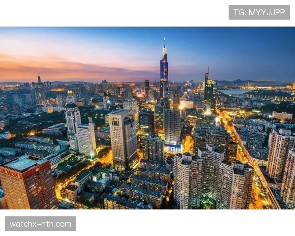 那不勒斯复兴的关键人物推动城市未来与文化遗产的稳步提升