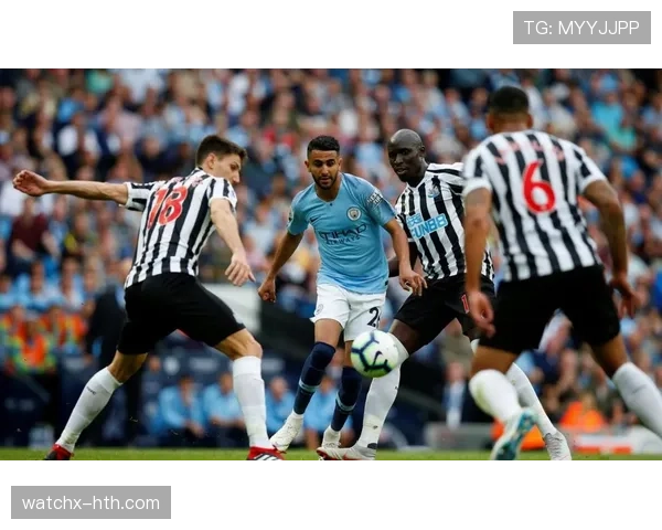 控球率虚高,曼联中场一碰就乱,问题藏不住了 控球率虚高,曼联中场一碰就乱,问题藏不住了